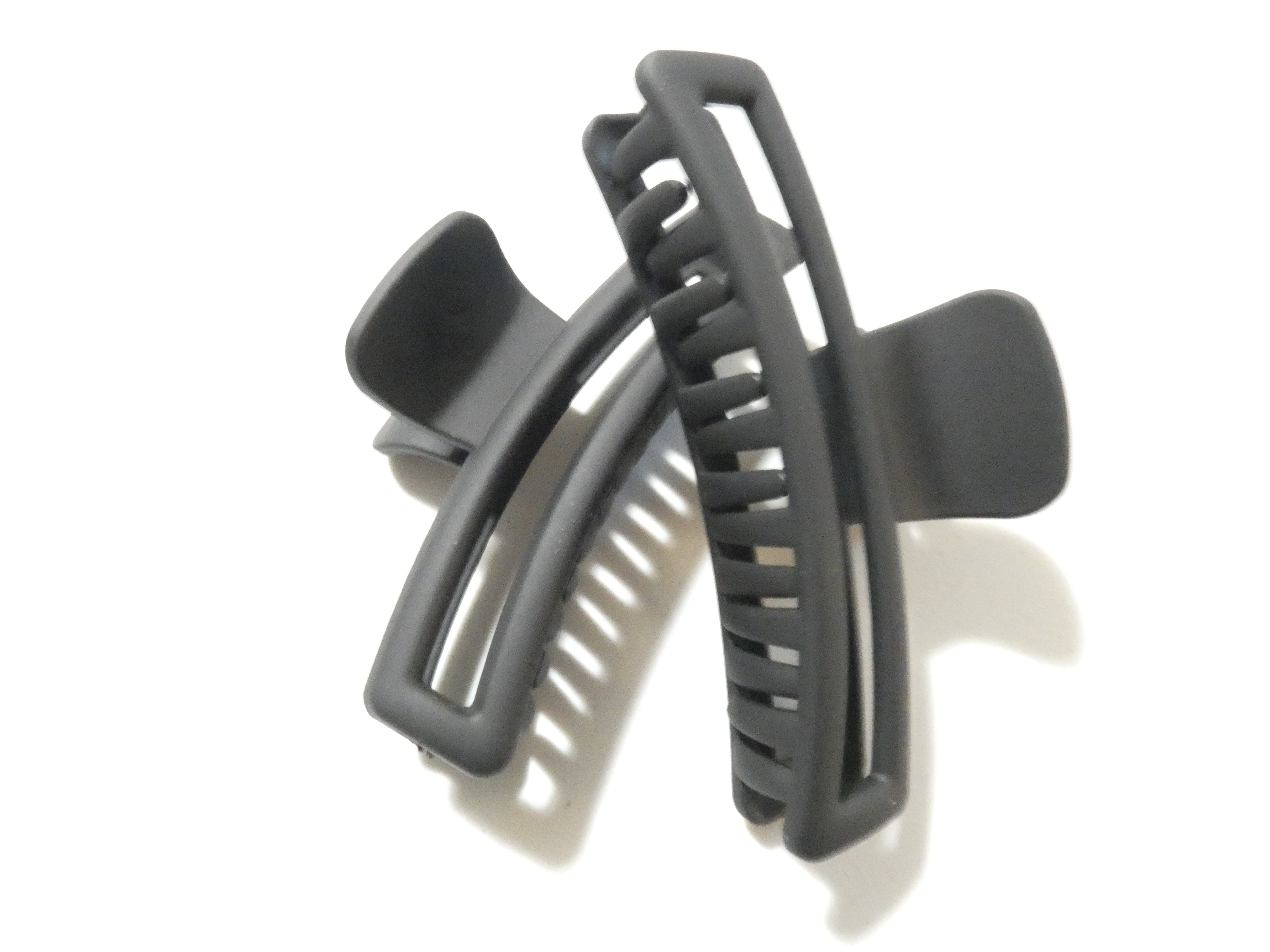 Matte claw clips