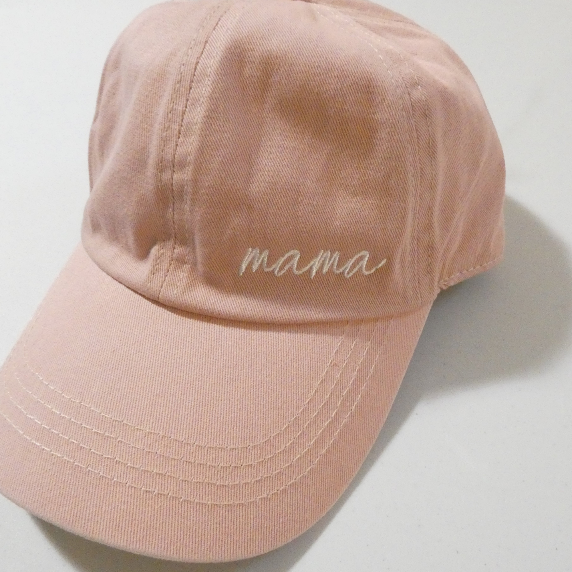 "mama" embroidered baseball cap